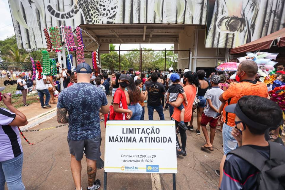 Zoo lotado no Dia das Crianças