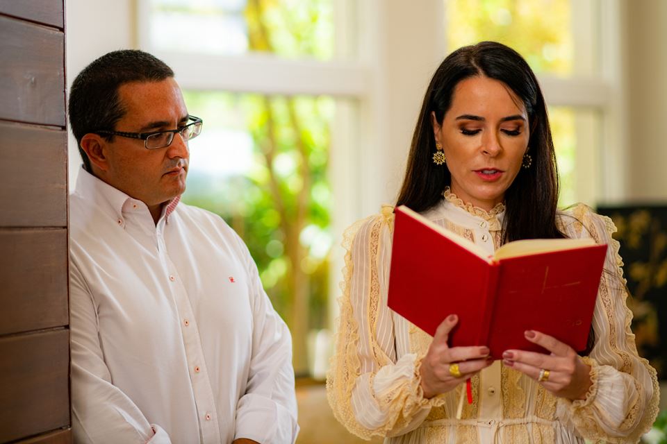 Maria Eduarda Portella Amorim e Juliano Amorim convidam para o batizado do filho Joaquim