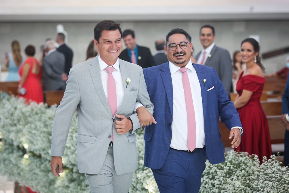 22/10/2021. Brasília-DF. Casamento Marina Nardelli e Rafael Barbosa na Catedral de Brasília. Fotos: Arthur Menescal/Especial Metrópoles