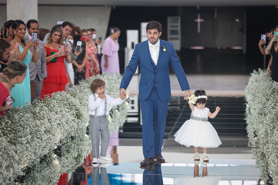 22/10/2021. Brasília-DF. Casamento Marina Nardelli e Rafael Barbosa na Catedral de Brasília. Fotos: Arthur Menescal/Especial Metrópoles