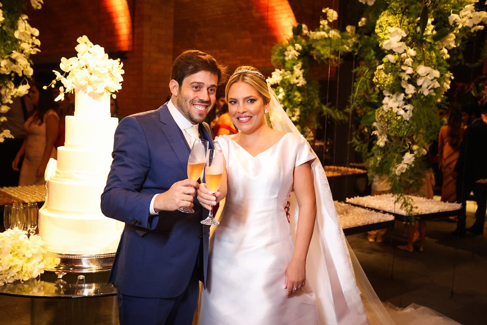 22/10/2021. Brasília-DF. Casamento Marina Nardelli e Rafael Barbosa na Catedral de Brasília. Fotos: Arthur Menescal/Especial Metrópoles