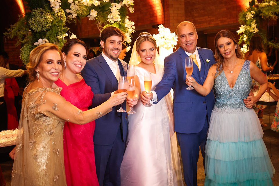 22/10/2021. Brasília-DF. Casamento Marina Nardelli e Rafael Barbosa na Catedral de Brasília. Fotos: Arthur Menescal/Especial Metrópoles