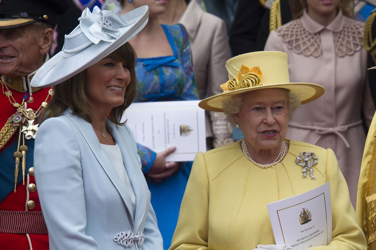 Carole Middleton e rainha Elizabeth