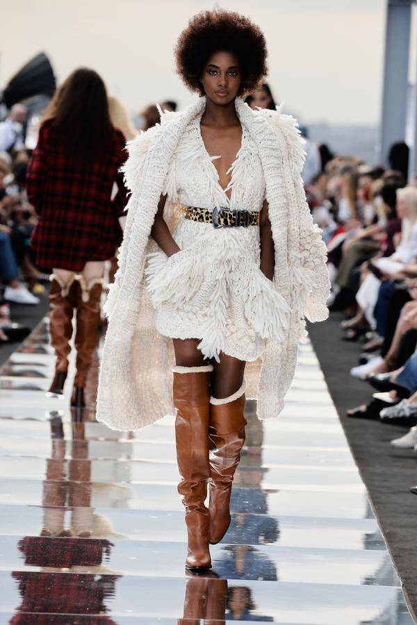 Look Dundas x Revolve, no NYFW SS22