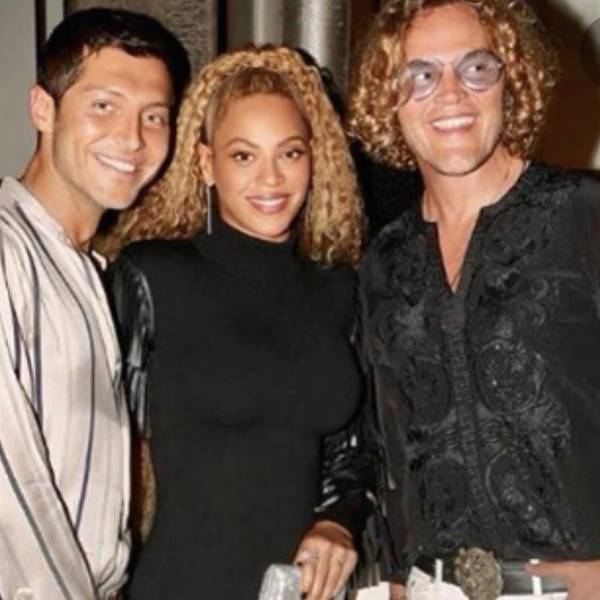 Evangelo Bousis, Beyoncé e Peter Dundas