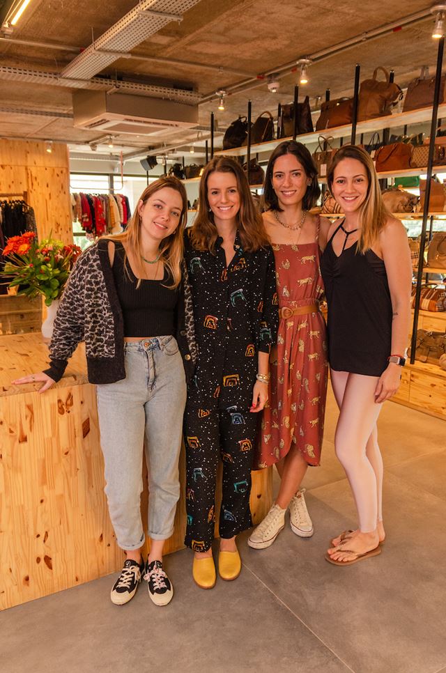 Nicole Vendramini, Gabriella Constantino, Nathalia Simôes e Daniela Rocha