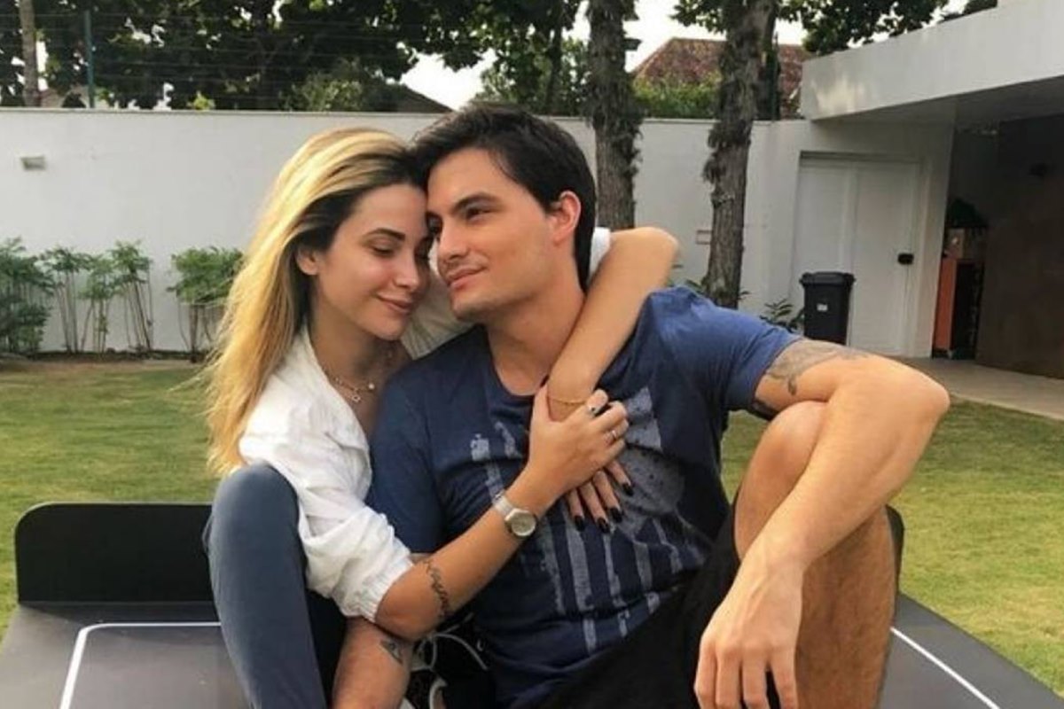 Felipe Neto desabafa após perguntas sobre fotos com a ex, Bruna Gomes |  Metrópoles