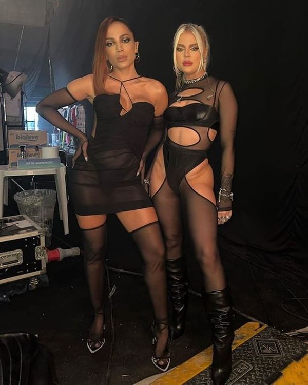 Anitta e Luisa Sonza com looks assinados por Fabricio Neves