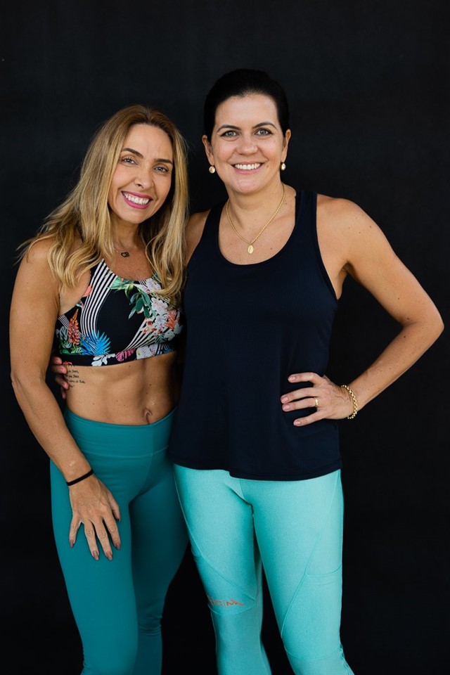 Carol Borges celebra aniversário com as amigas em manhã fitness