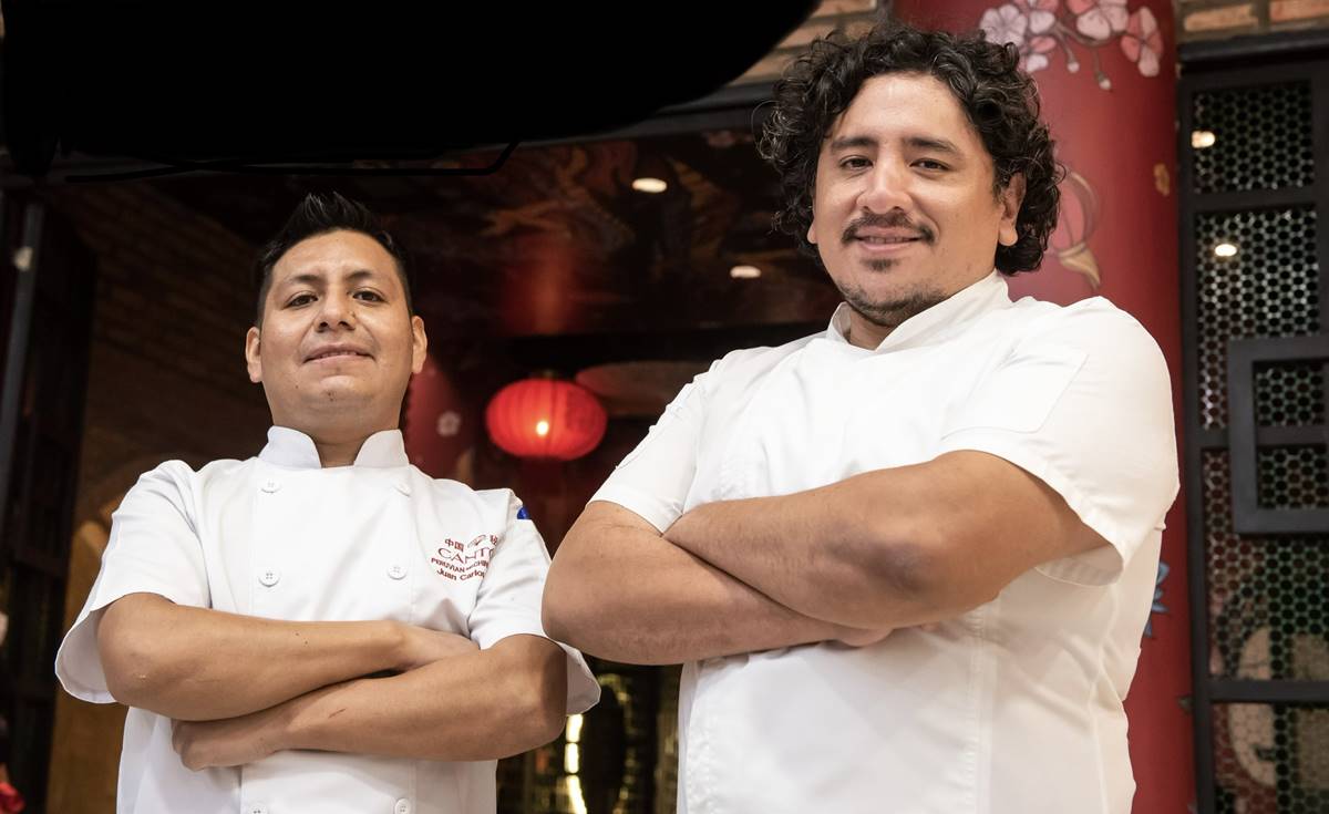 Chefs Carlitos Apolinario e Marco Espinoza