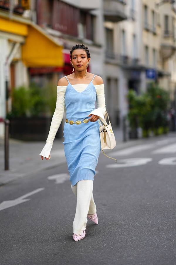 Vestido com calça no street style