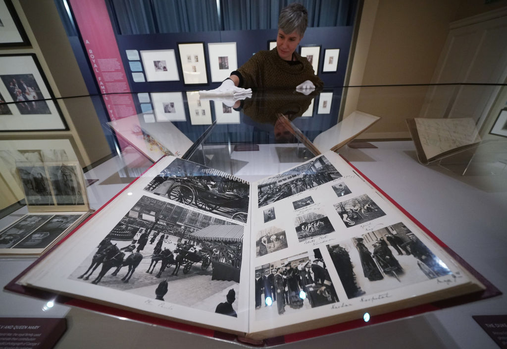 Exposição A Vida Através de Uma Lente Real