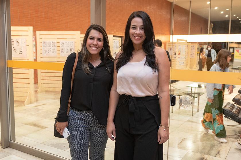 Letícia Gonzaga celebra o lançamento da coleção Simple no Cine Brasília