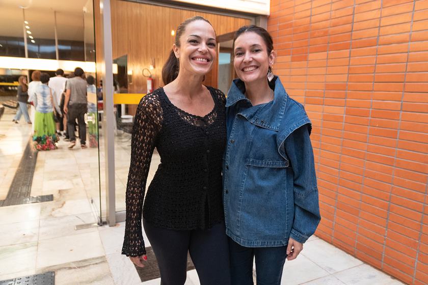 Letícia Gonzaga celebra o lançamento da coleção Simple no Cine Brasília