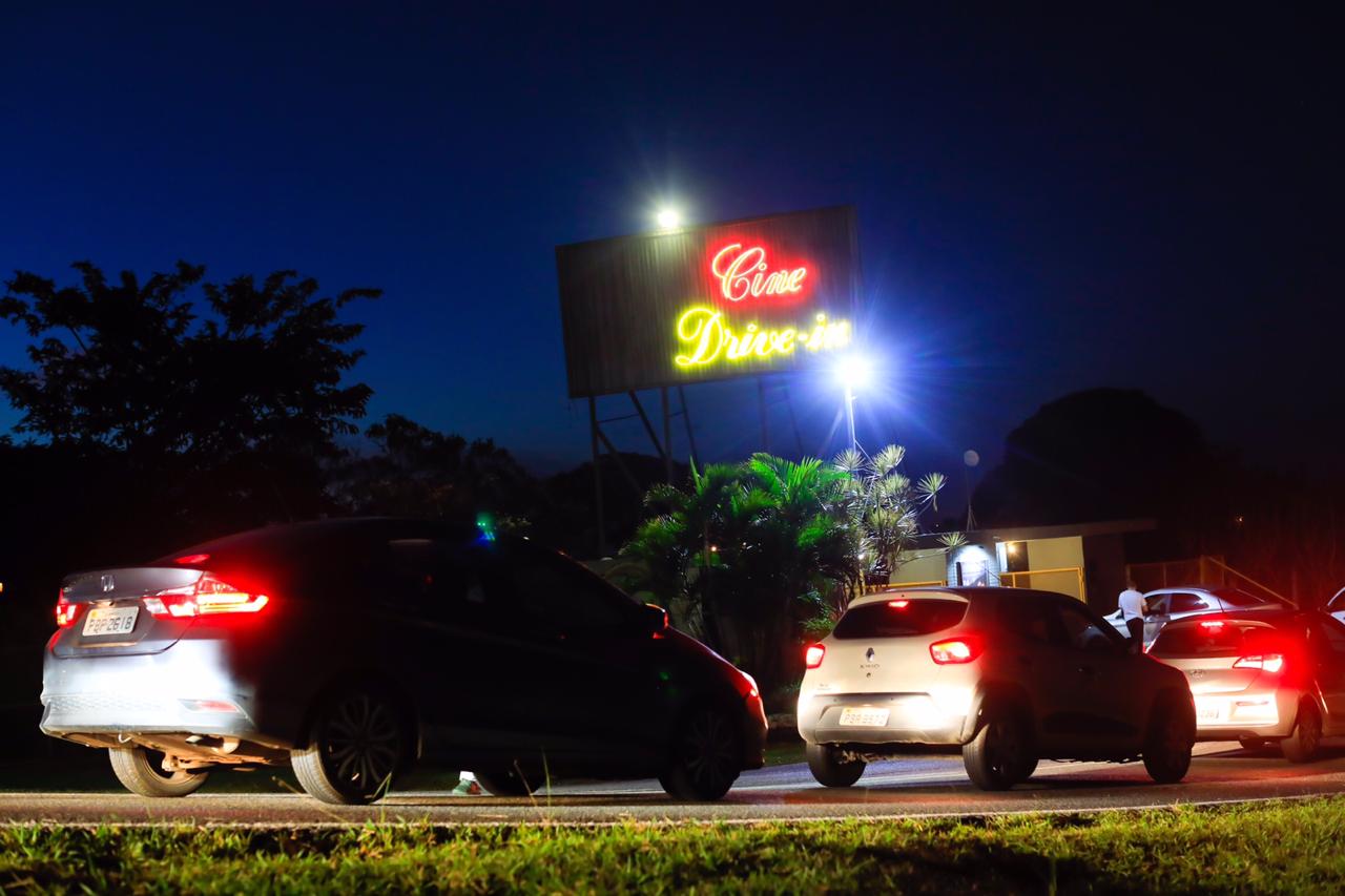 Cine drive in durante periodo de quarentena e corona vírus