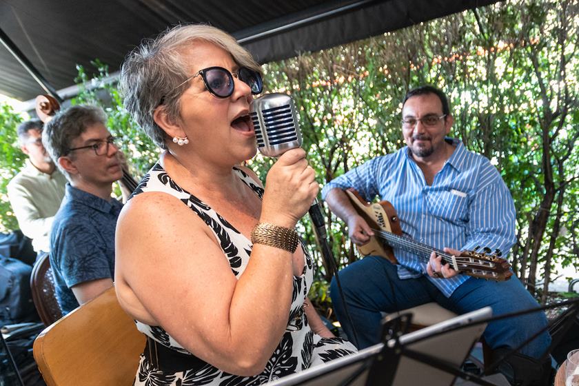 08/04/2022. Cleucy Oliveira oferece almoço de aniversário para a amiga Claudia Salomão. Fotos: Matheus Veloso/Especial Metrópoles