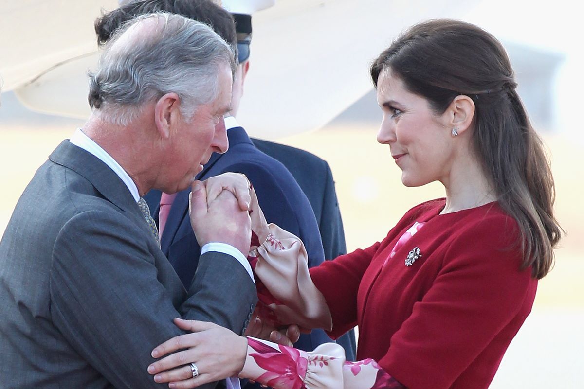 Foto colorida. Príncipe Charles e Mary da Dinamarca