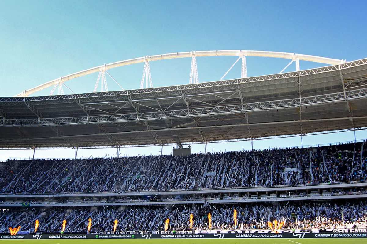 Clássico carioca cancela show de Green Day no Rio. Entenda