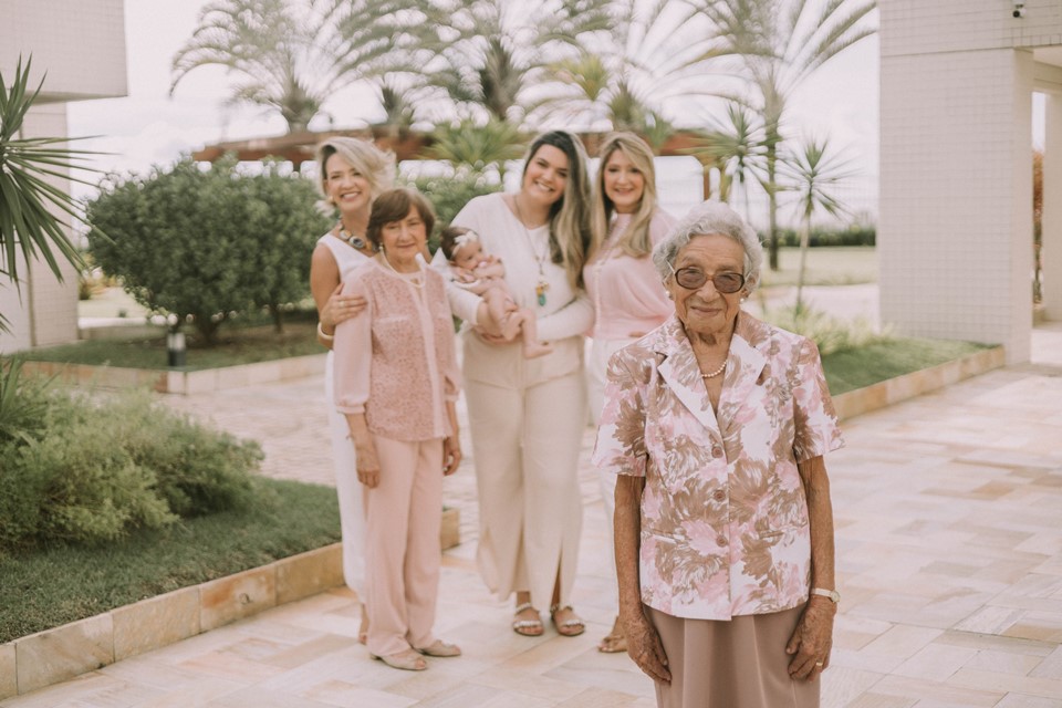 Mulheres da família Feitosa