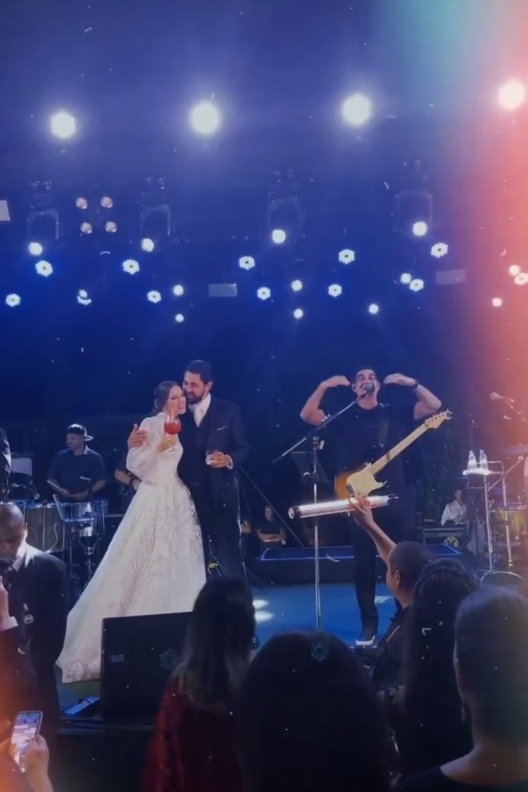 Marcela Merheb e Silvio Tiecher se casam na Catedral de Brasília