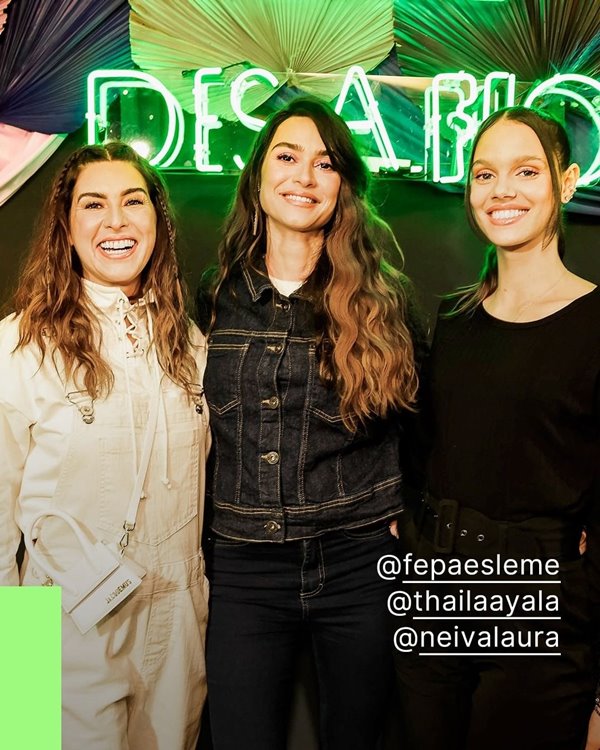 Evento de divulgação da marca Malwee. Na foto estão as atrizes Fernanda Paes Leme, com um macacão bege; Thaila Ayala, com calça e jaqueta preta; Neiva Laura, com com blusa e calça preta.