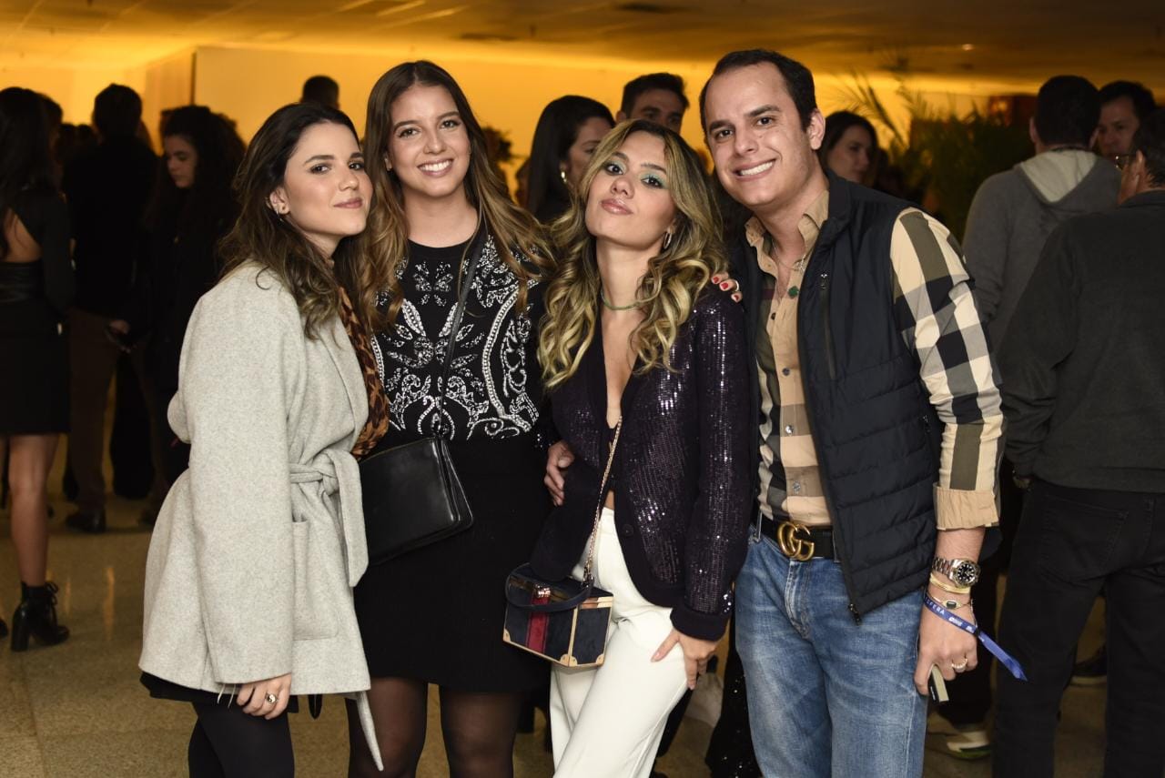 Lara Araújo, Virgínia Castro, Theodora Zaccara e Thiago Meireles