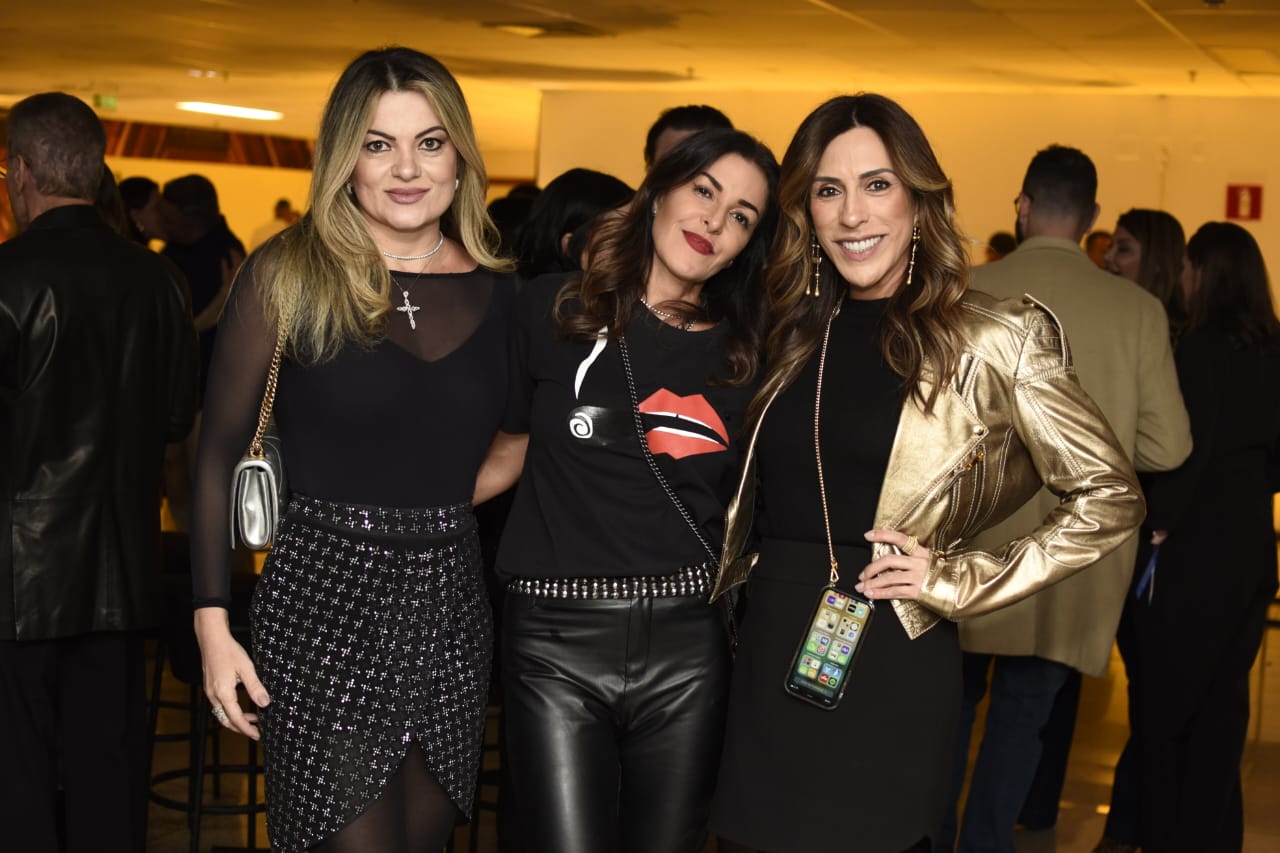 Juliana Barbosa, Mônica Silva e Ana Luiza Favato