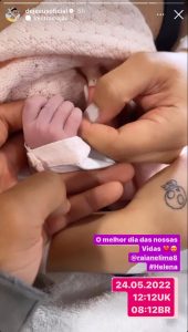 Postagem feita nos stories da conta de Gabriel Jesus para anunciar nascimento de sua primeira filha - Metrópoles