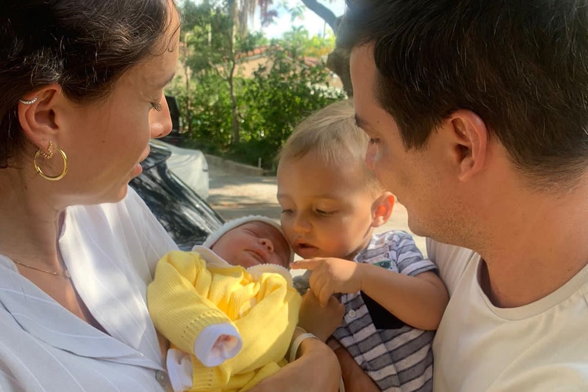 Amilcar Ribeiro e Poliana Soares com Anthony e Arik