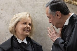 Rosa Weber foi acompanhada pelos demais ministros do STF
