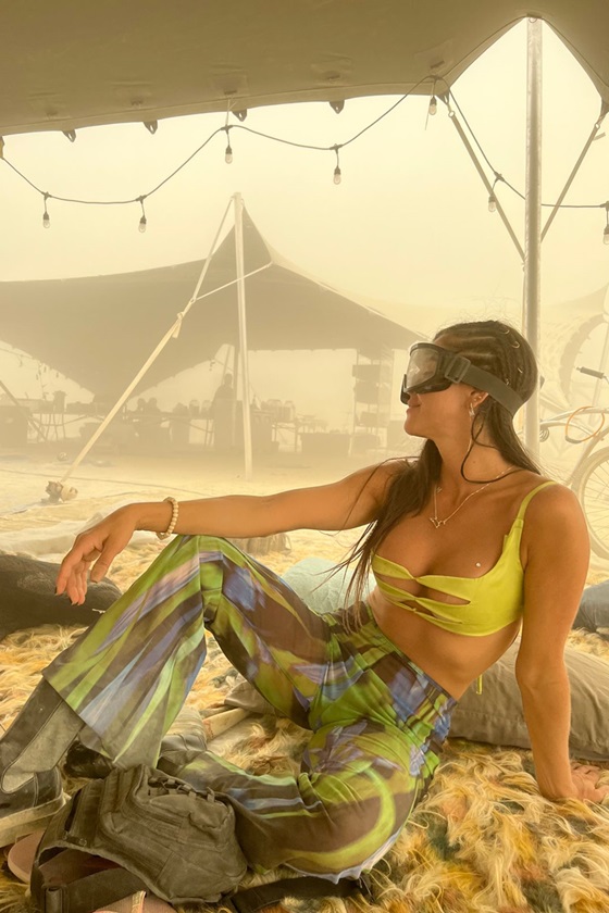 Marcinha Oliveira no Burning Man