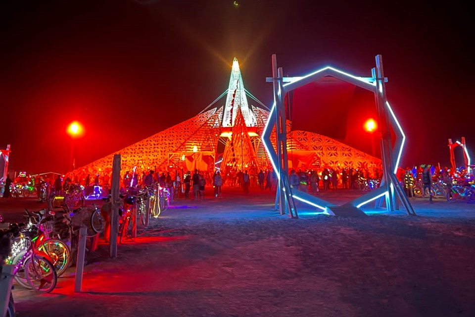 Marcinha Oliveira no Burning Man