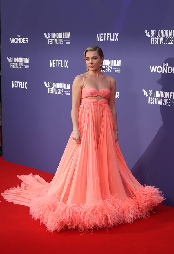 Florence Pugh tapete vermelho