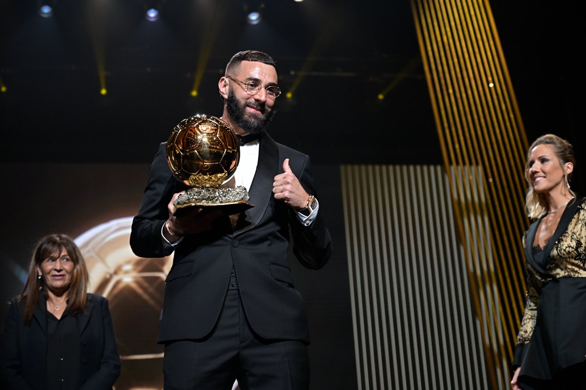 Karim Benzema Conquista Bola De Ouro Pela Primeira Vez | Metrópoles