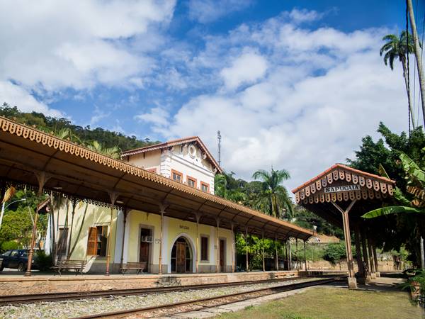 Estação ferroviária