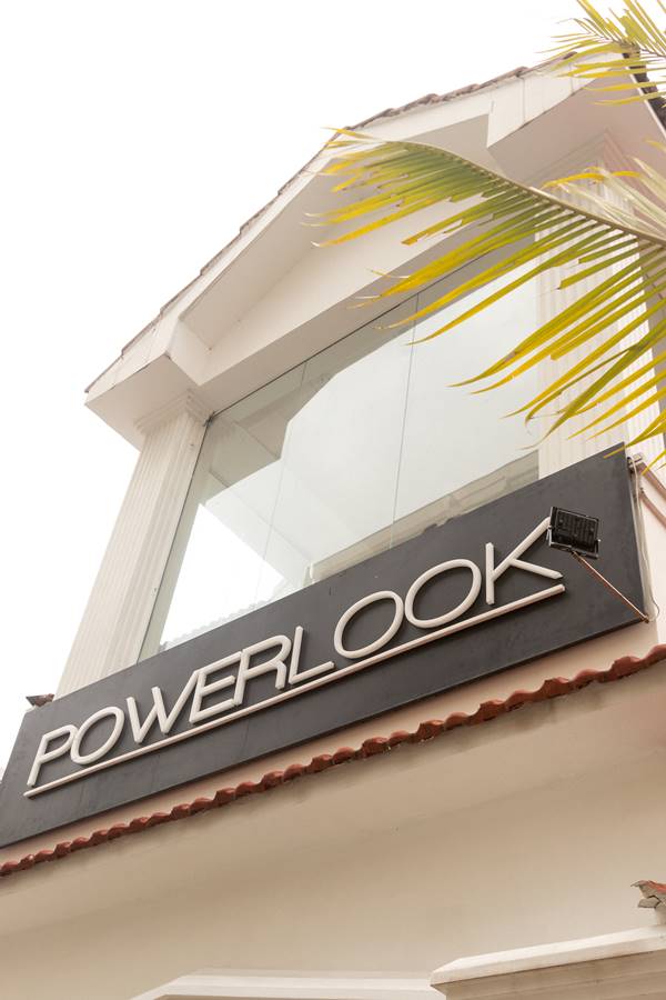 Fachada da loja de aluguel de roupas PowerLook - Metrópoles