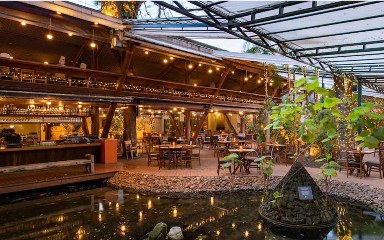 Ambiente do restaurante Praça São Lourenço em São Paulo