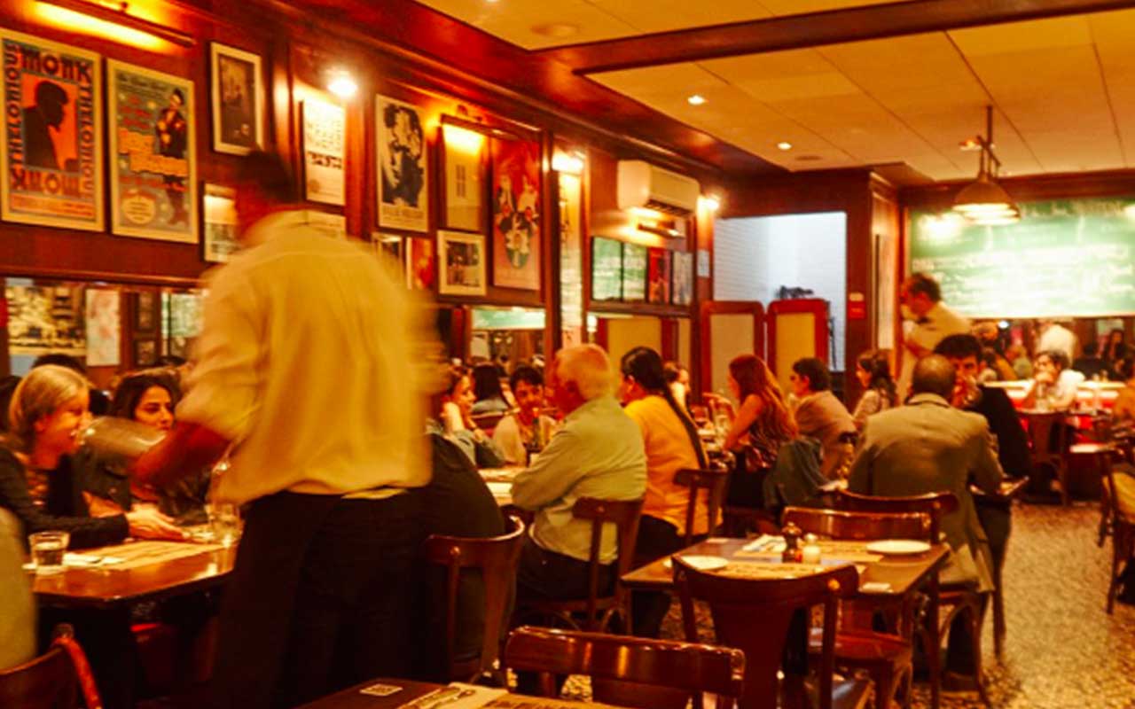 Ambiente do restaurante Le Jazz em SP