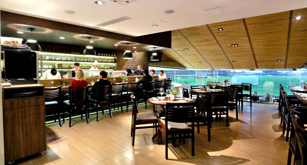 Ambiente do restaurante By Koji, no estádio do Morumbi, em SP