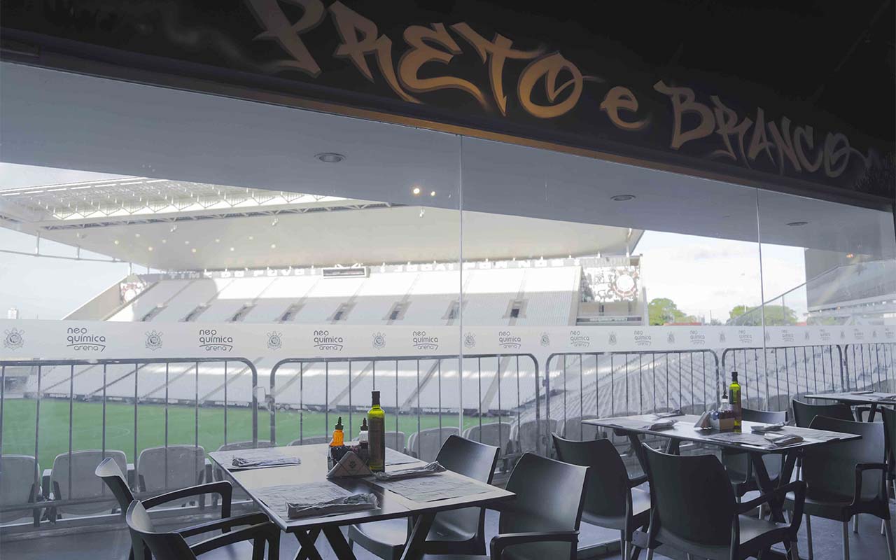 Detalhe da Fielzone Choperia, na Arena Corinthians