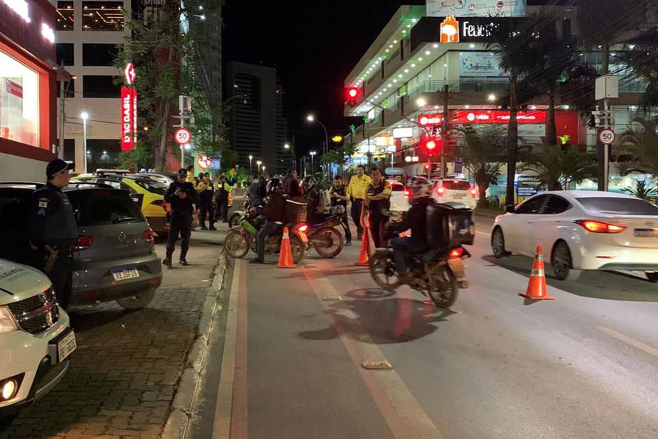 Para conter excesso de barulho em Águas Claras, Detran aborda 210 motos |  Metrópoles