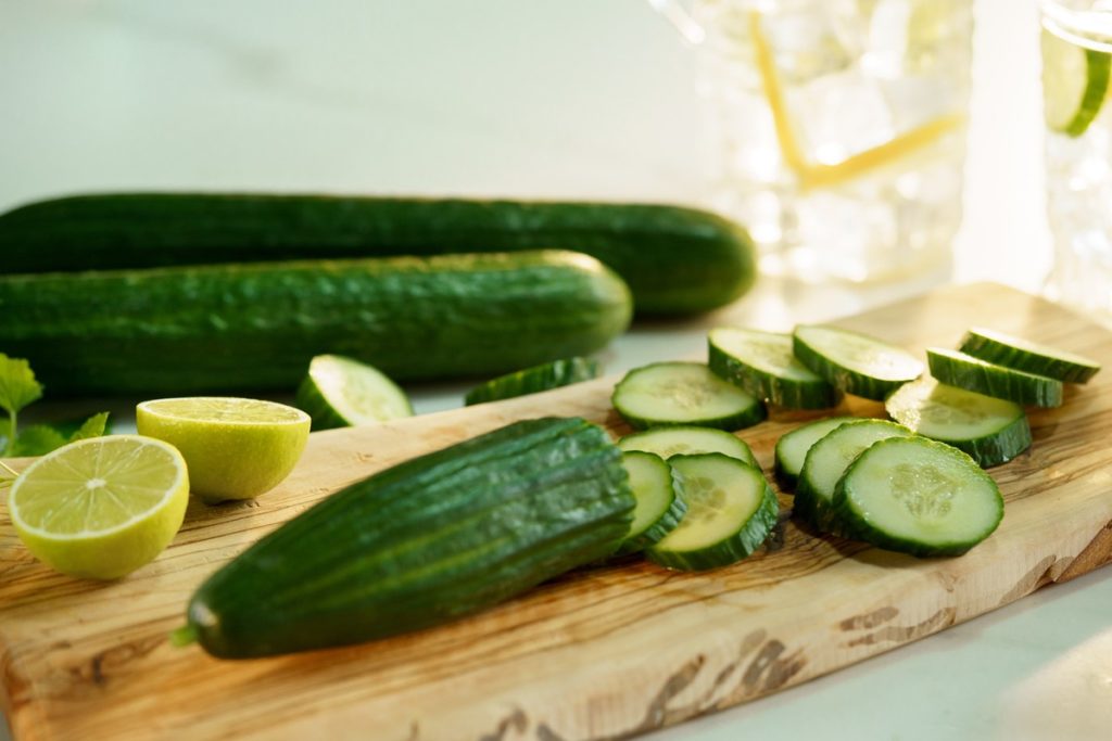 Salada de pepino do TikTok: aprenda a fazer e veja os benefícios