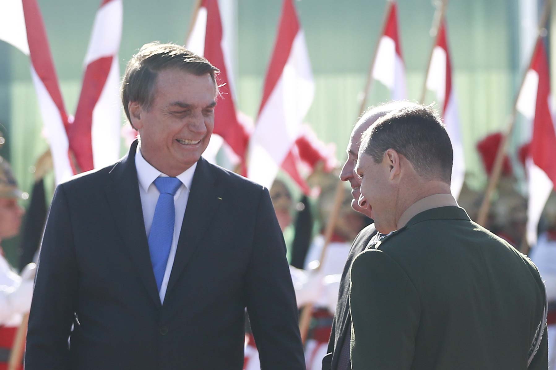 STF muda disposição dos réus e Bolsonaro não sentará ao lado de Cid