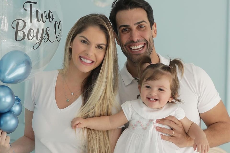 Bárbara Evans, o marido e a filha - Metrópoles