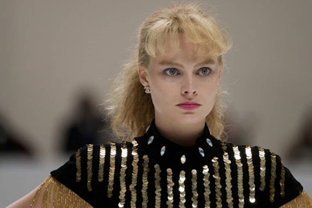 Imagem colorida de Margot Robbie no filme Eu,Tonya - Metrópoles
