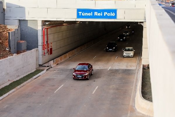 Imagem colorida - Túnel Rei Pelé - Metrópoles