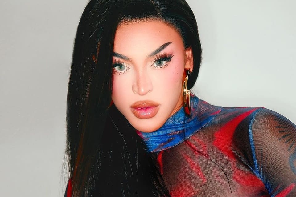 Na imagem com cor, Pabllo Vittar - Metrópoles 