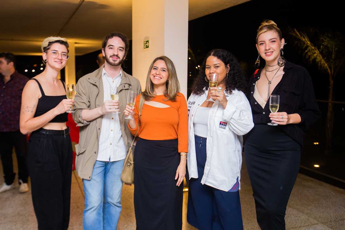 Lana Anderes, Lucas Marques, Juliana Borini, Bruna Silva e Bianca Anderis