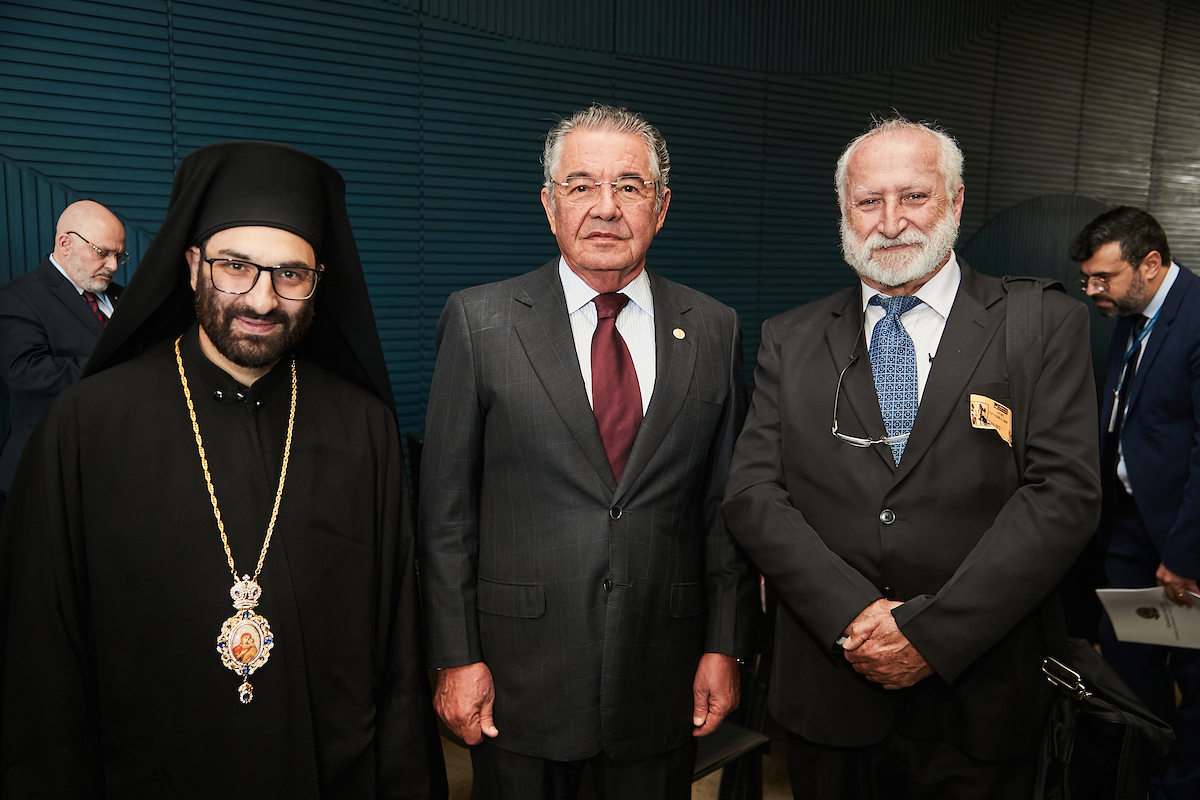 Bispo Theodore Ghandour com o ex-ministro do STF Marco Aurélio Mello e Ellia Tacoub