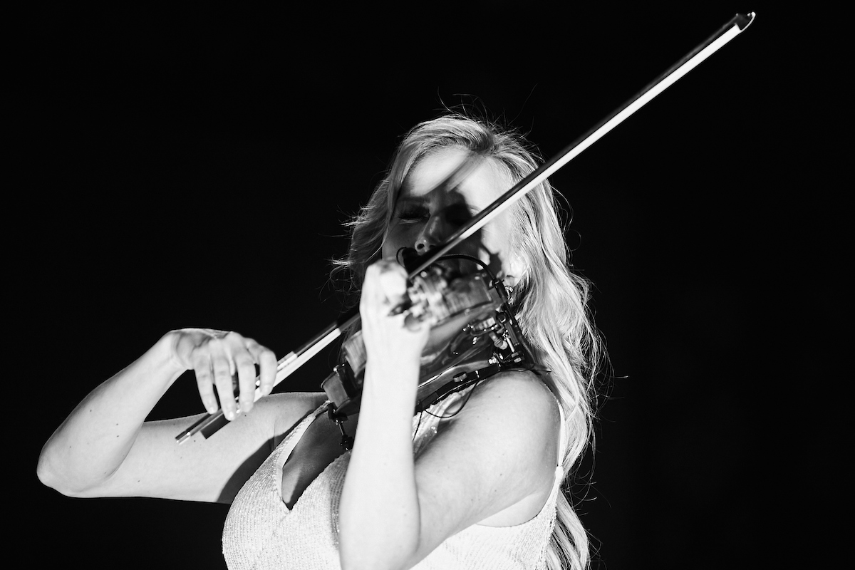 A violinista Elisa Järvelä